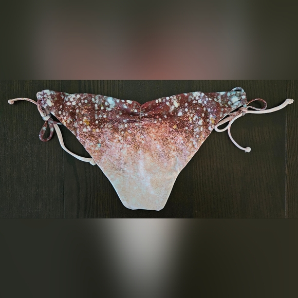 L*SPACE Ariel celestial print bandeau top and matching bottom. - Picture 7 of 8